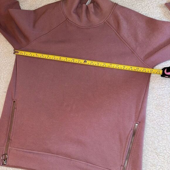 Athleta Women’s Turtleneck Mauve Pink Zipper Detail Sweatshirt Size Medium - Picture 10 of 13